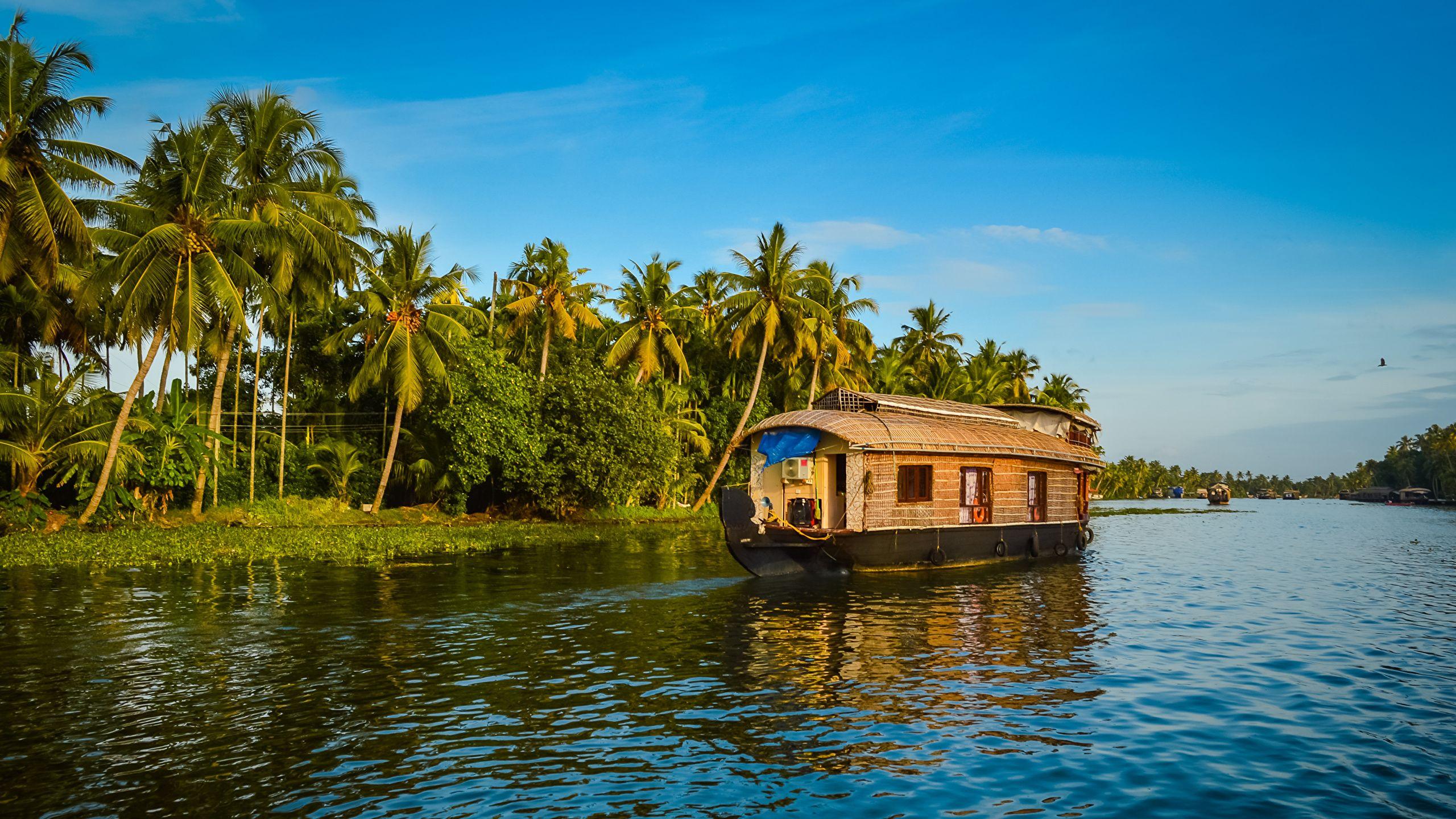 Explore 02N Munnar + 01N Houseboat
